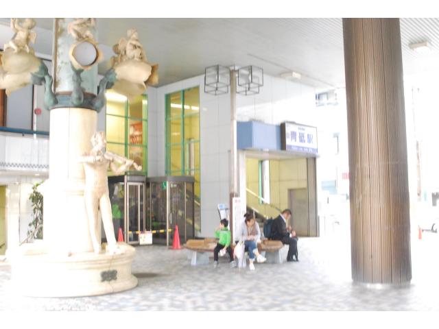 最寄りの京成電鉄青砥駅。改札はひとつ、改札を右へ出て階段を降りるとこちらに。右方向へ歩いてすぐです。