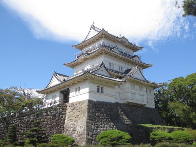 小田原城。戦国時代から江戸時代にかけての日本の城で、北条氏の本拠地として有名です！