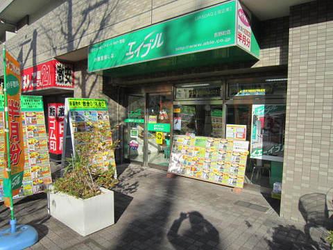 横浜市営地下鉄ブルーライン『吉野町駅』徒歩１分、京浜急行線『南太田駅』徒歩７分の１階店舗です。