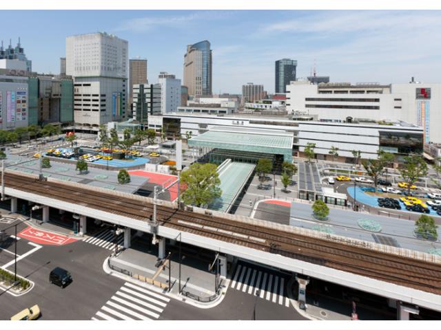 最寄り「川崎駅」です。当店まで徒歩5分の距離です。
